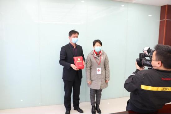 南京九建向六合區(qū)紅十字會捐款，齊心協(xié)力共抗疫情！-第4張圖片-南京九建